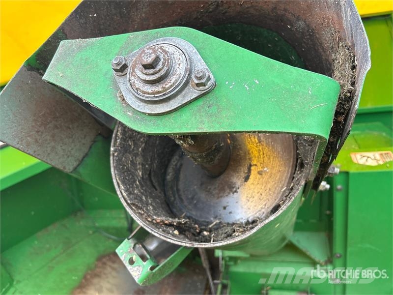 John Deere 9770 STS コンバイン