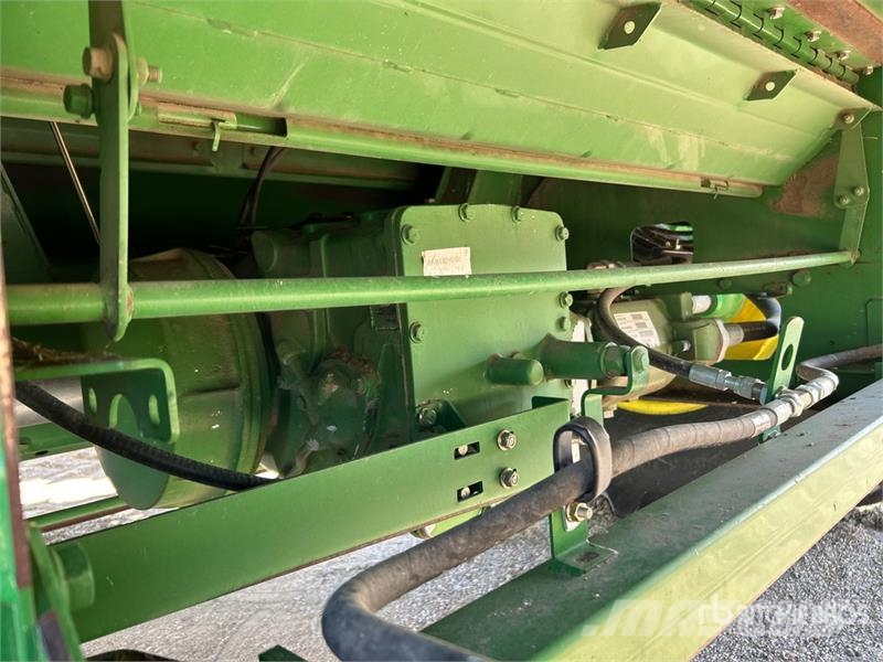 John Deere 9770 STS Mähdrescher