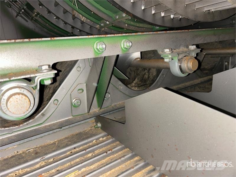 John Deere 9770 STS Mähdrescher