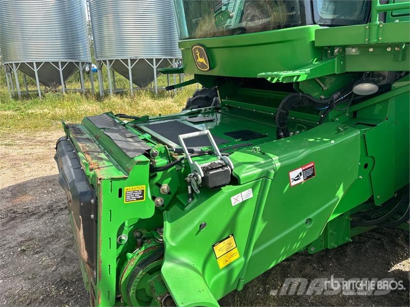 John Deere 9770 STS Mähdrescher