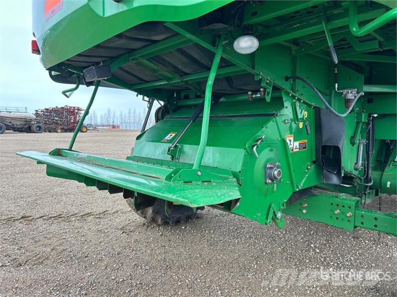 John Deere 9770 STS コンバイン