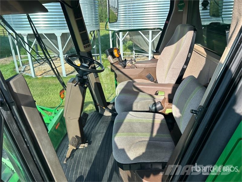 John Deere 9770 STS Mähdrescher