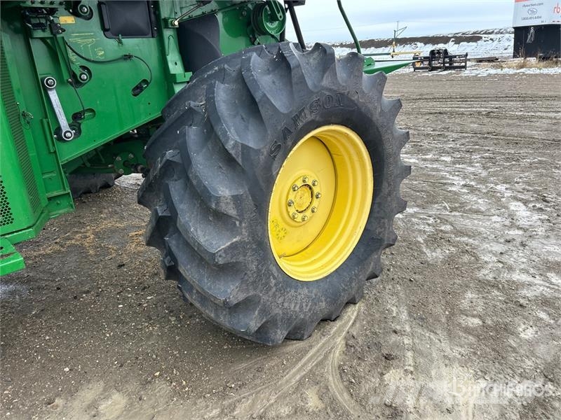 John Deere 9770 STS コンバイン