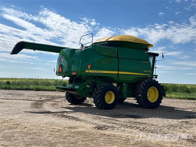 John Deere 9770 STS Mähdrescher