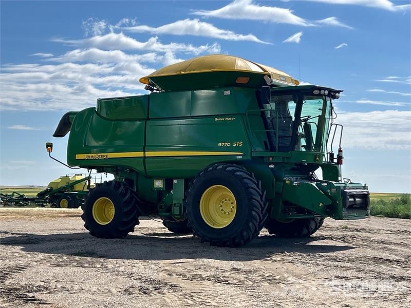 John Deere 9770 STS Mähdrescher