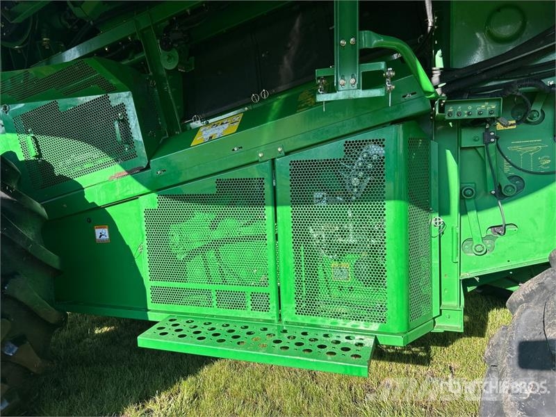 John Deere 9770 STS Mähdrescher