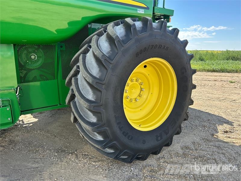 John Deere 9770 STS Mähdrescher