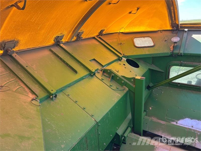 John Deere 9770 STS Mähdrescher