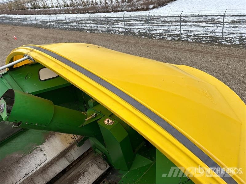 John Deere 9770 STS コンバイン