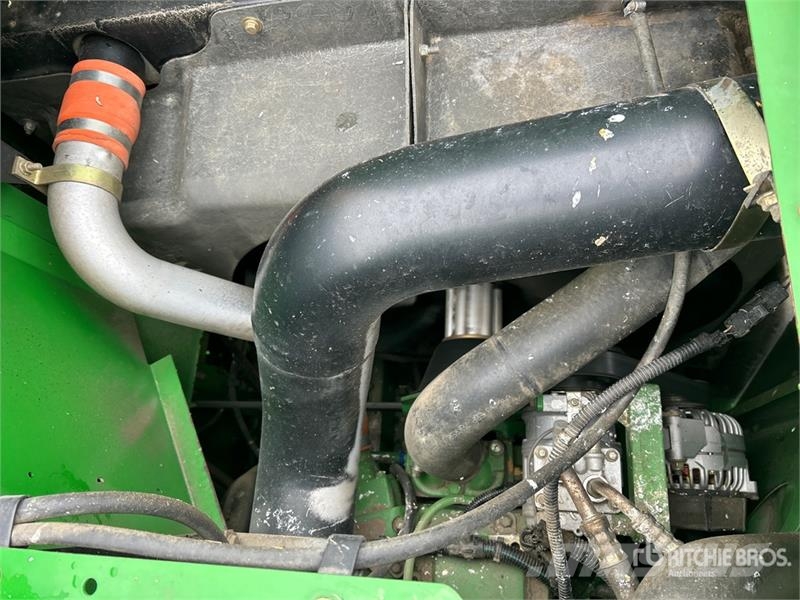 John Deere 9770 STS コンバイン
