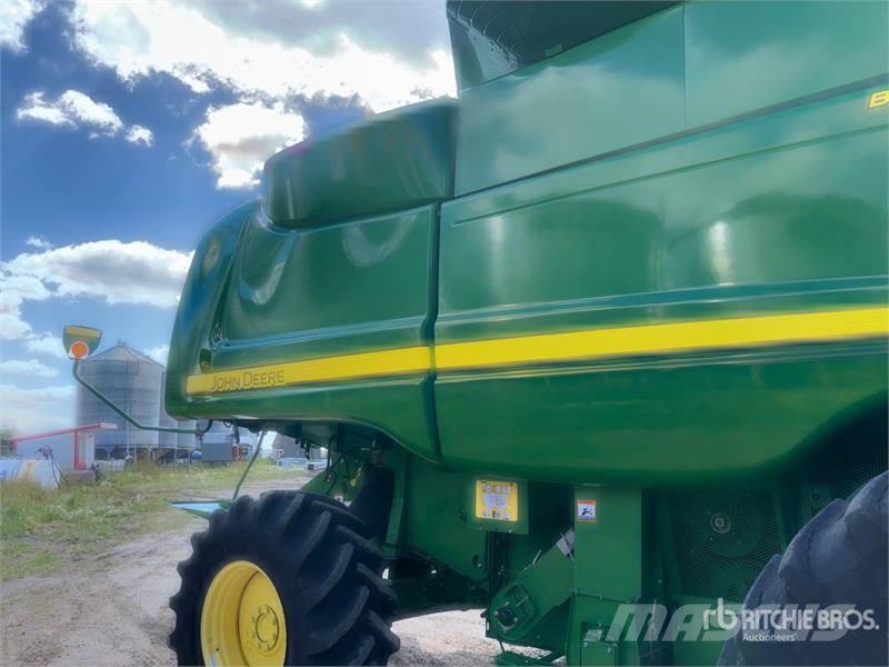 John Deere 9770 STS Mähdrescher