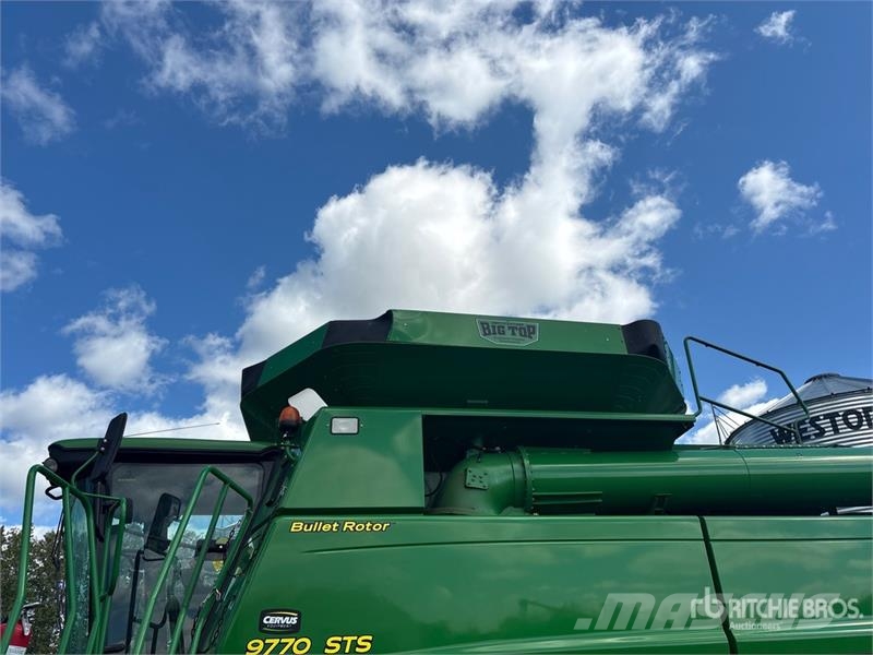 John Deere 9770 STS Mähdrescher