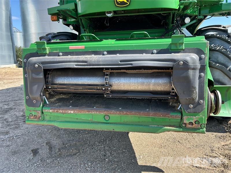 John Deere 9770 STS Mähdrescher