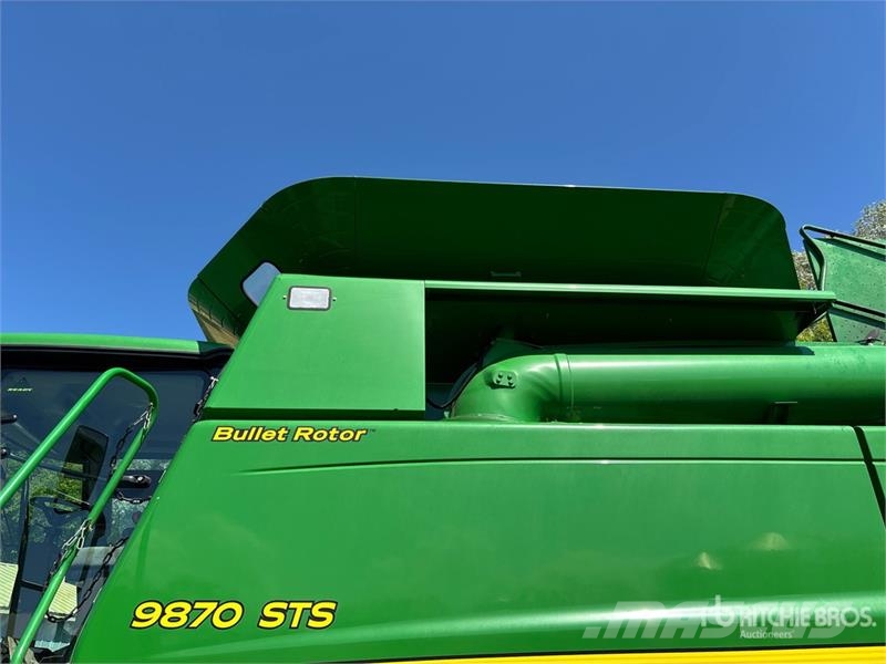 John Deere 9870 STS Зернозбиральні комбайни