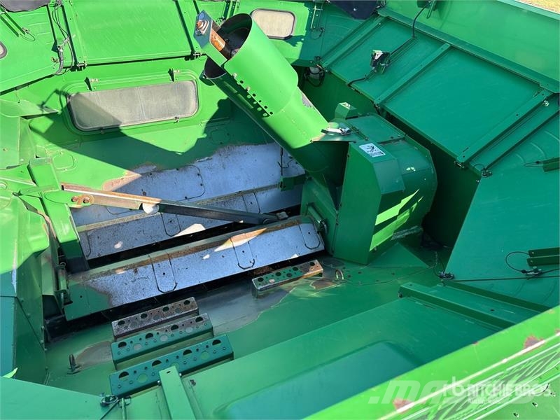 John Deere 9870 STS Mähdrescher