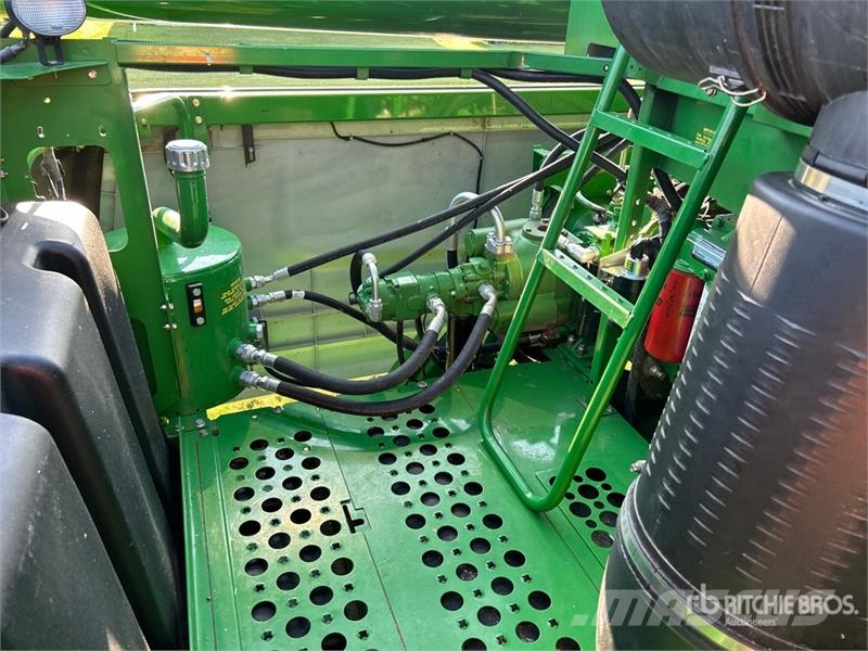 John Deere 9870 STS Зернозбиральні комбайни