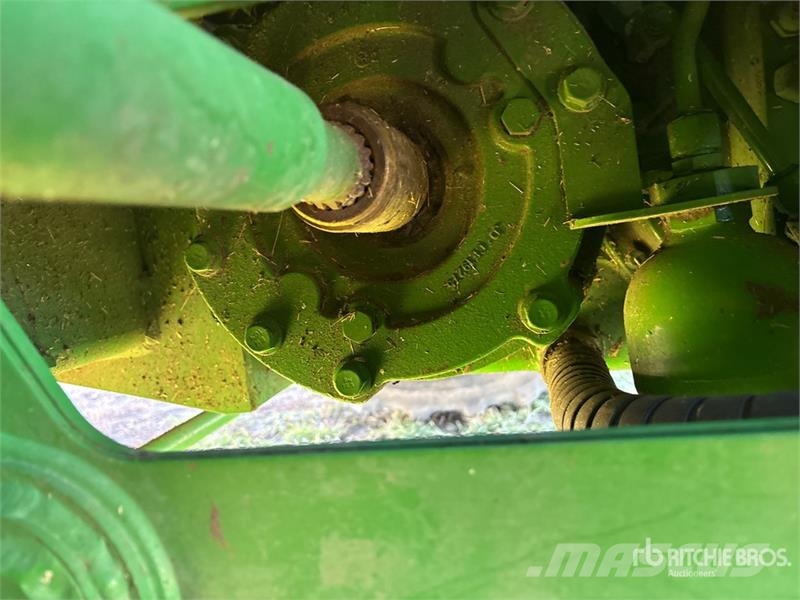 John Deere 9870 STS Mähdrescher