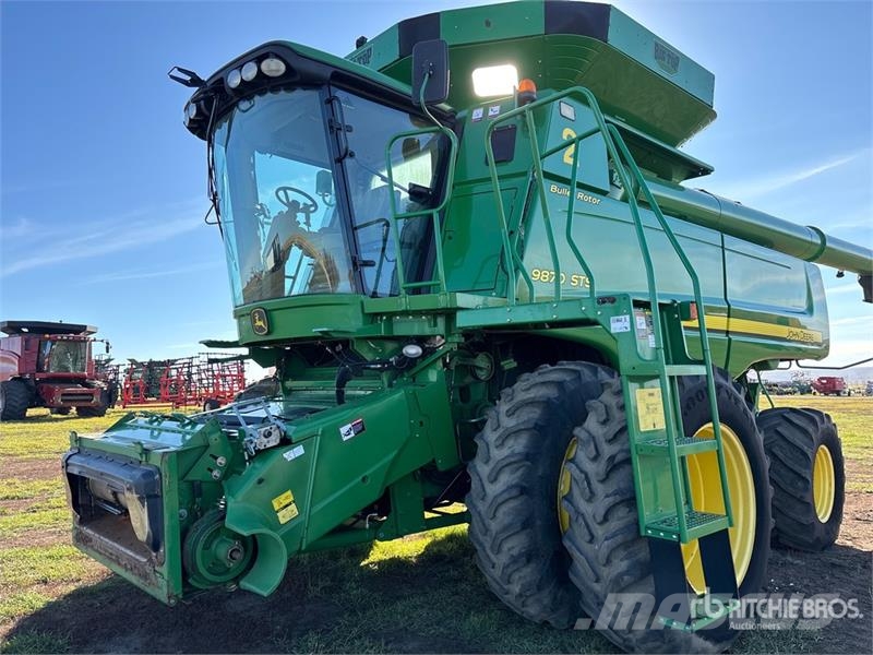 John Deere 9870 STS Mähdrescher