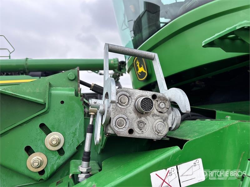John Deere 9870 STS Kombájnok