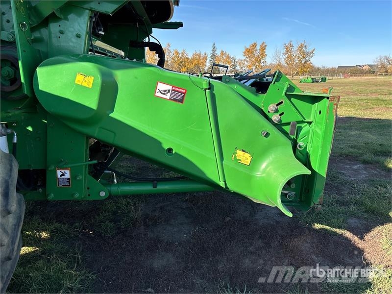 John Deere 9870 STS Mähdrescher