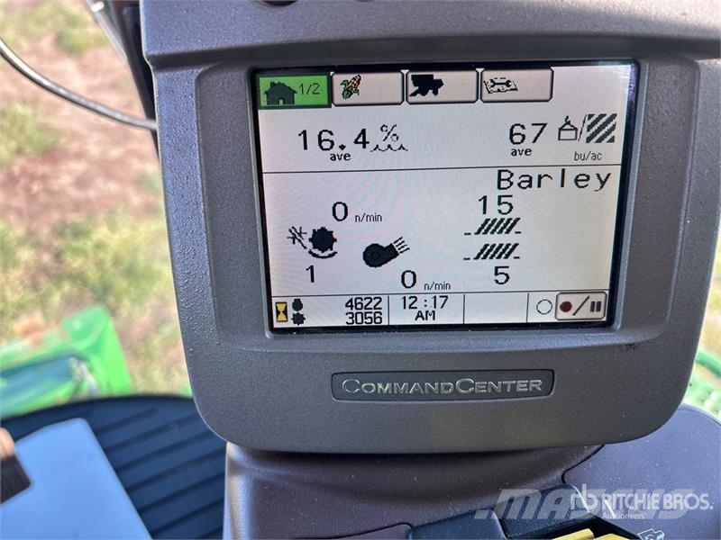John Deere 9870 STS Mähdrescher
