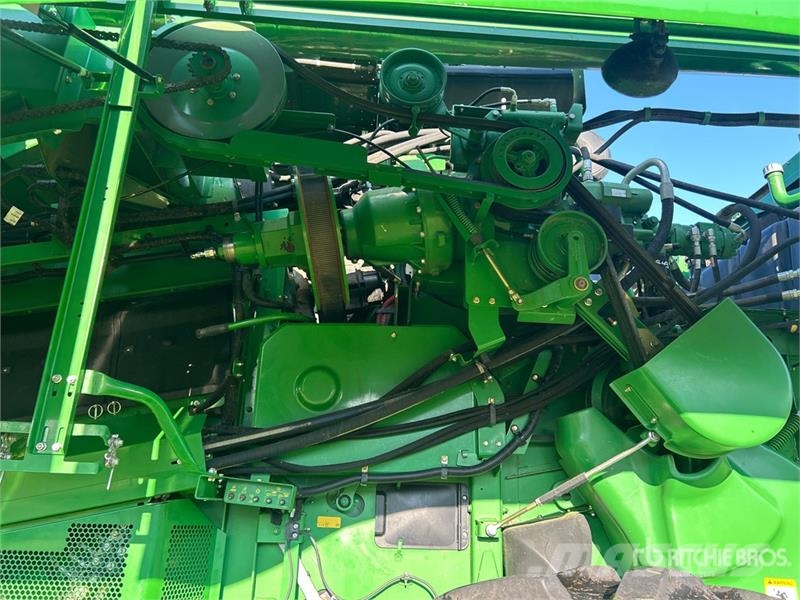 John Deere 9870 STS Зернозбиральні комбайни