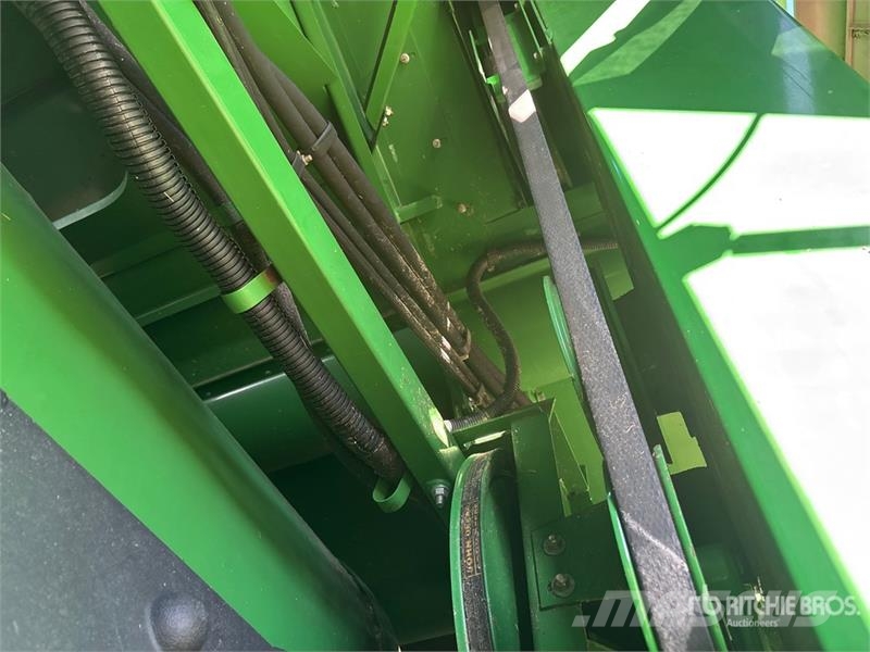 John Deere 9870 STS Mähdrescher