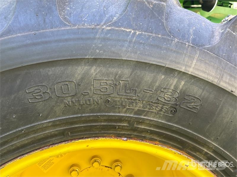 John Deere 9870 STS Зернозбиральні комбайни