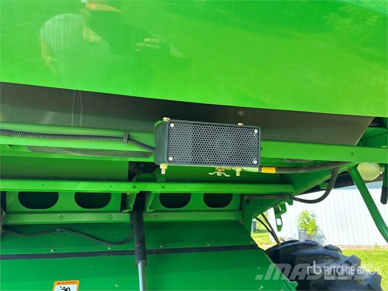 John Deere 9870 STS Зернозбиральні комбайни