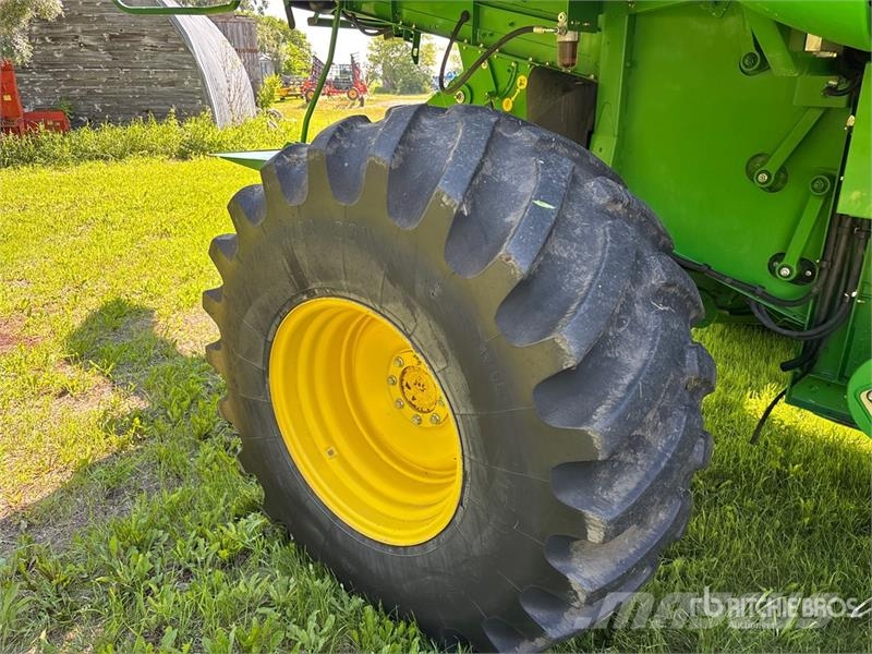John Deere 9870 STS Зернозбиральні комбайни