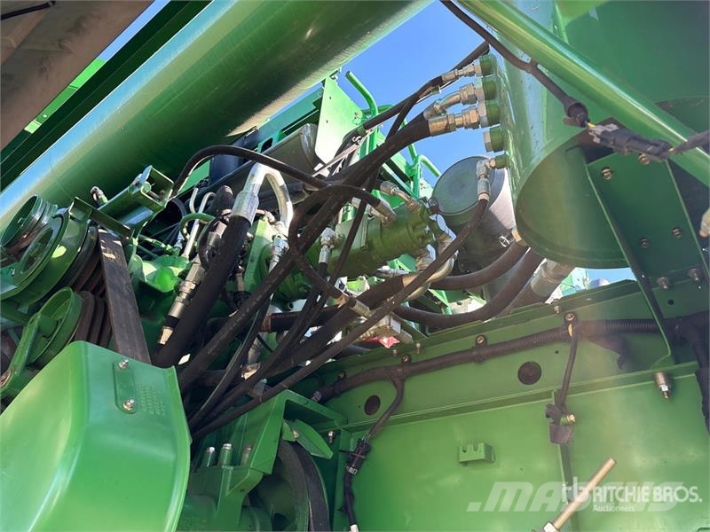 John Deere 9870 STS Mähdrescher