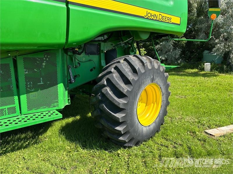 John Deere 9870 STS Зернозбиральні комбайни