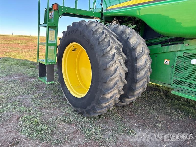 John Deere 9870 STS Mähdrescher
