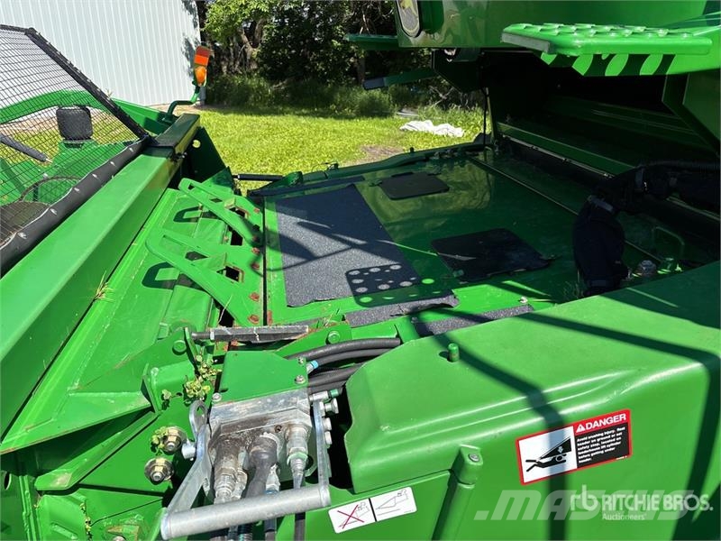 John Deere 9870 STS Зернозбиральні комбайни