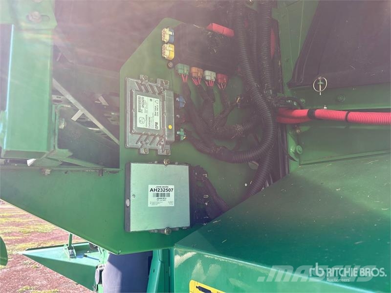 John Deere 9870 STS Mähdrescher