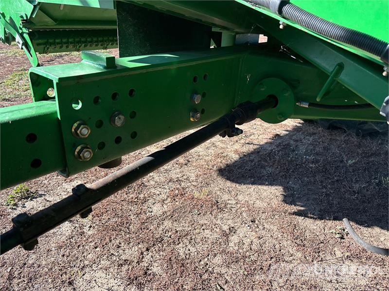 John Deere 9870 STS Mähdrescher
