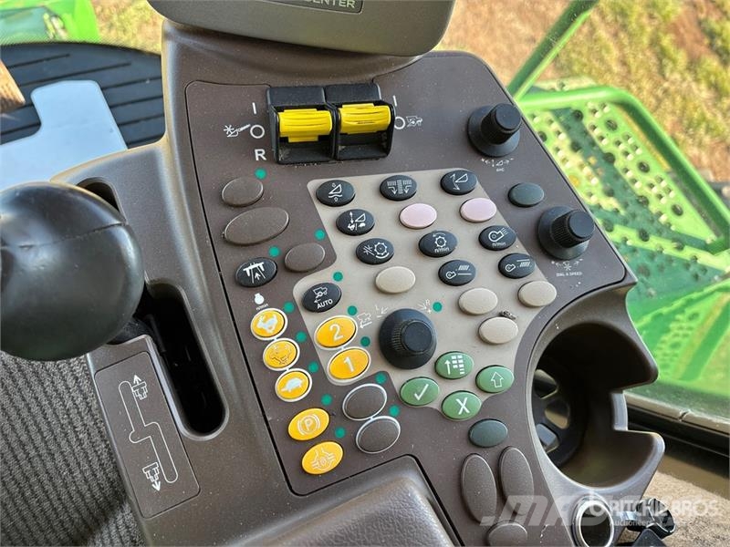 John Deere 9870 STS Mähdrescher