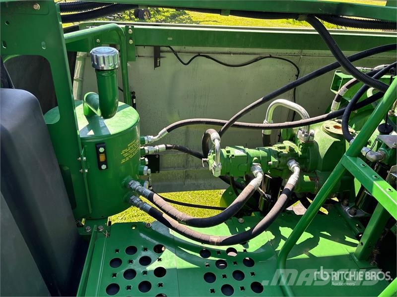 John Deere 9870 STS Зернозбиральні комбайни