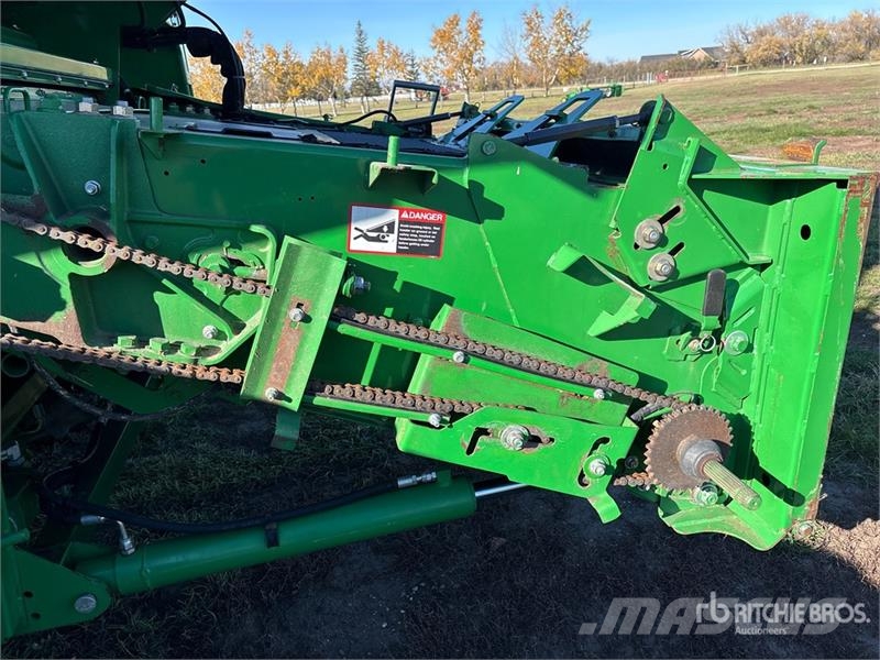 John Deere 9870 STS Mähdrescher