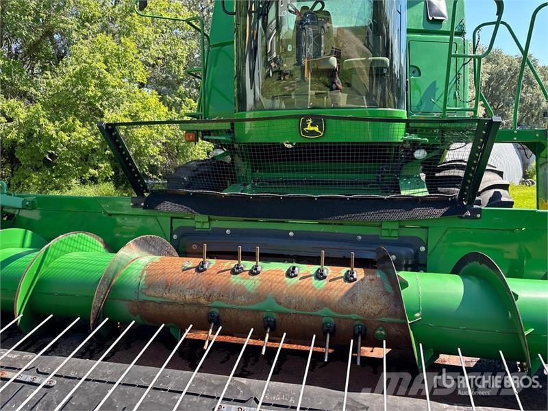 John Deere 9870 STS Зернозбиральні комбайни