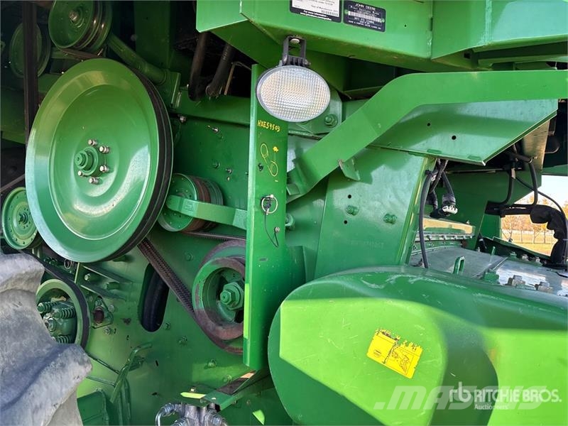 John Deere 9870 STS Mähdrescher