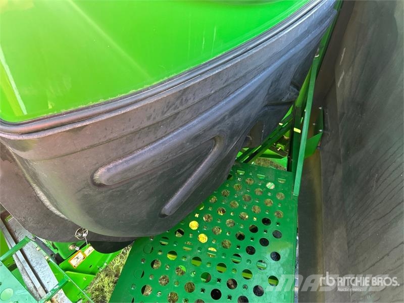 John Deere 9870 STS Зернозбиральні комбайни