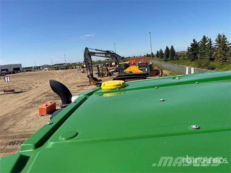 John Deere 9RX710 Signature Edition Track Tractor Трактори