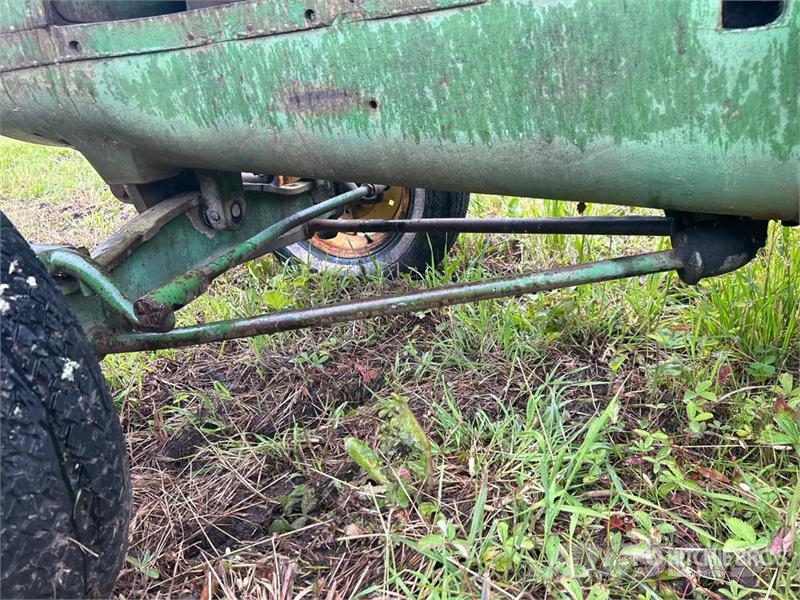 John Deere A Traktoriai