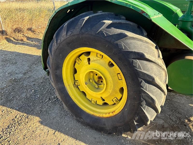John Deere A0 2WD Wide Front Antique Tractor Traktori