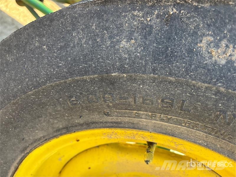 John Deere A0 2WD Wide Front Antique Tractor Traktori