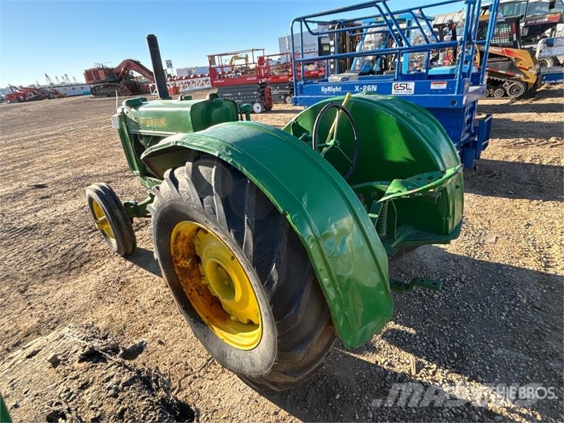 John Deere A0 2WD Wide Front Antique Tractor Traktori