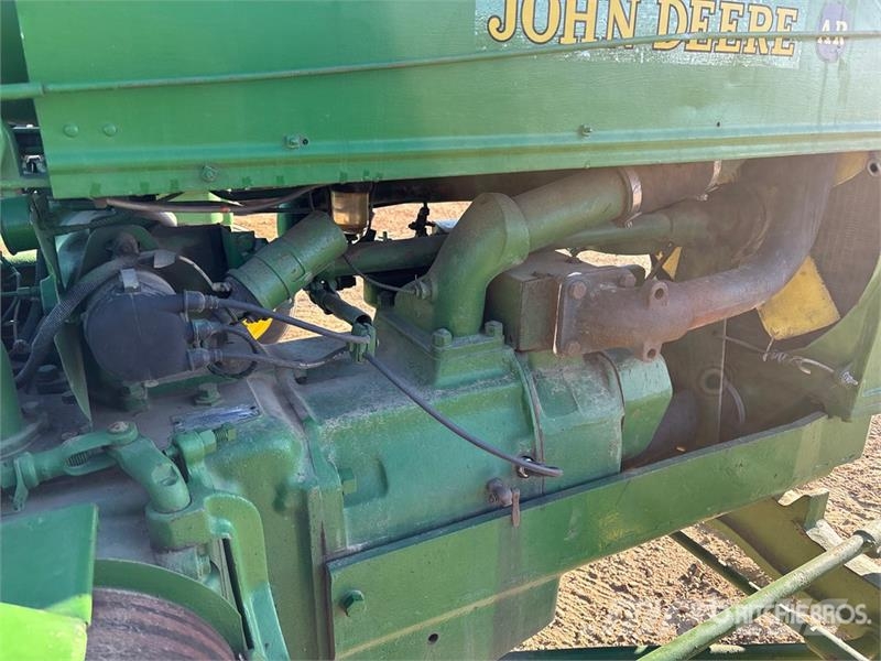 John Deere A0 2WD Wide Front Antique Tractor Traktori