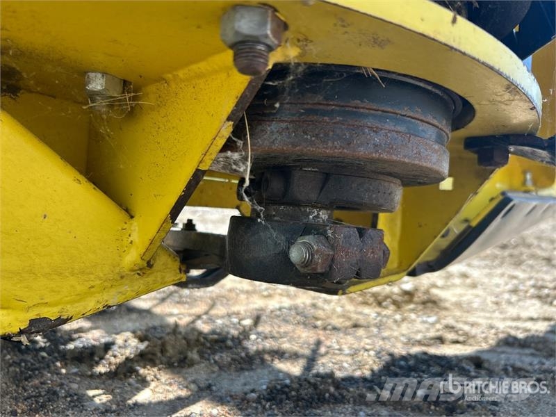 John Deere A400 Swather Windrower Sakupljači