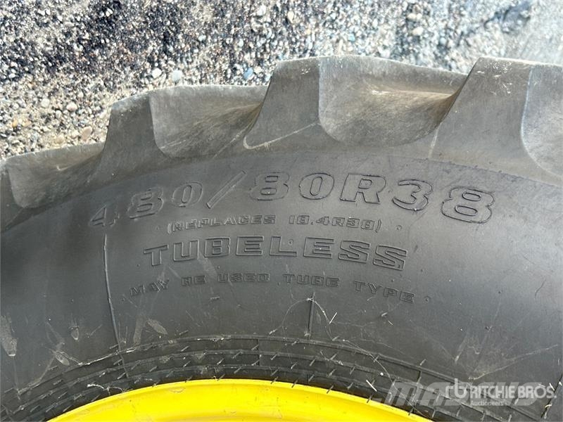 John Deere A400 Swather Windrower Sakupljači